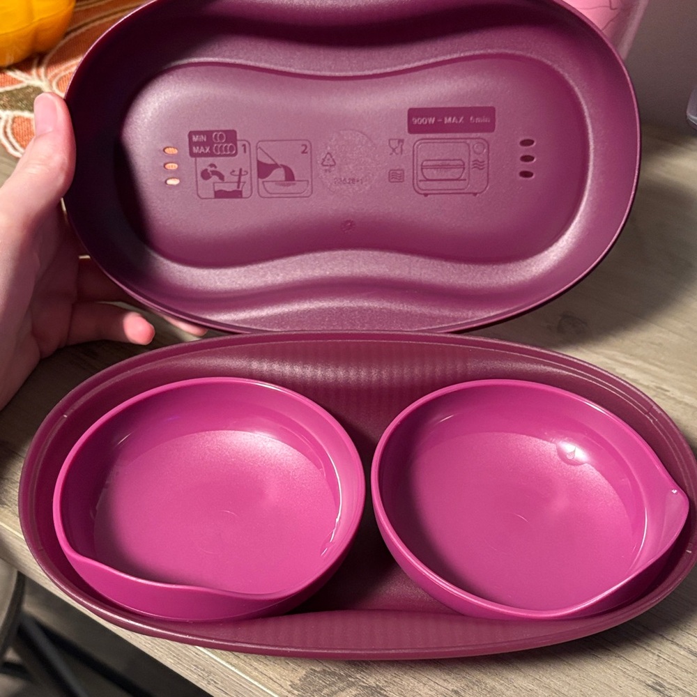 Tupperware breakfast maker microwave 2 piece egg cooker